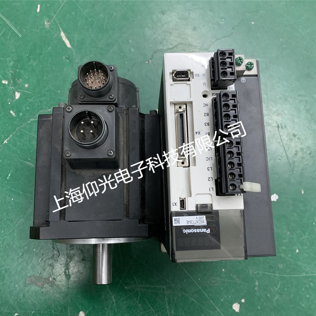 �ŷ�������ά��