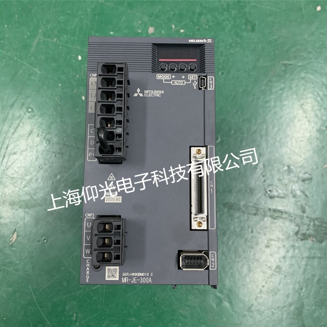 �ŷ�������ά��