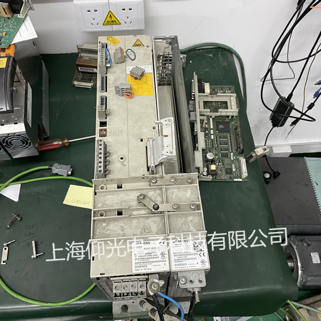 �������ŷ�������ά�ޱ�������,��ʾ��������