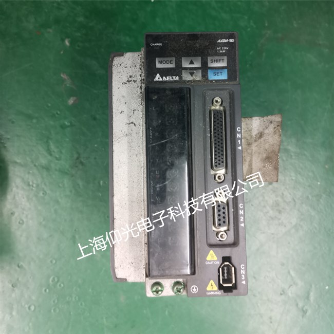 �ŷ�������ά��