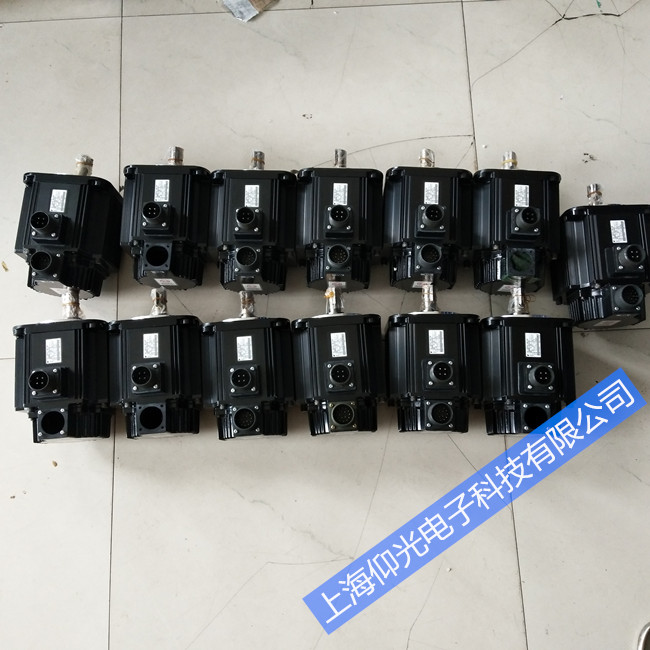 ËÅ·þµç»úάÐÞ