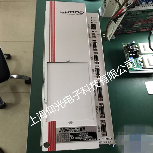 �ŷ�������ά��