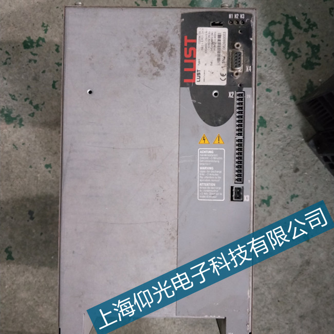 �ŷ�������ά��