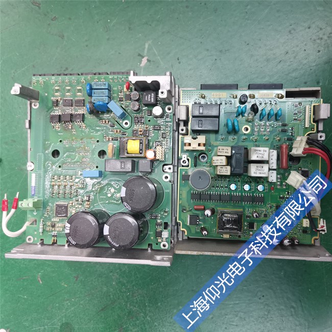 �ŷ�������ά��