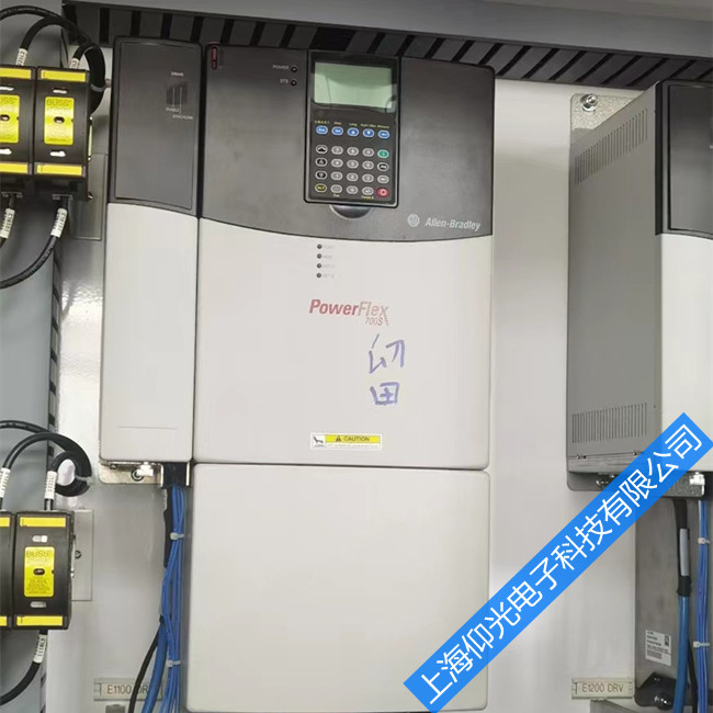 ab�޿�Τ��700ϵ�б�Ƶ�����ϴ�����ʾF25����ά��