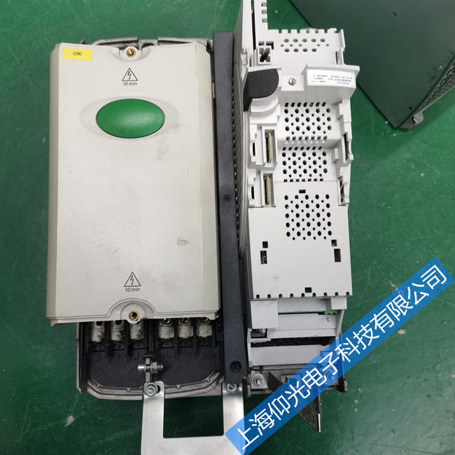 ��Ĭ����Ƶ��ά��MEV3000-40550-000������ʾE01​3,E014����ά��