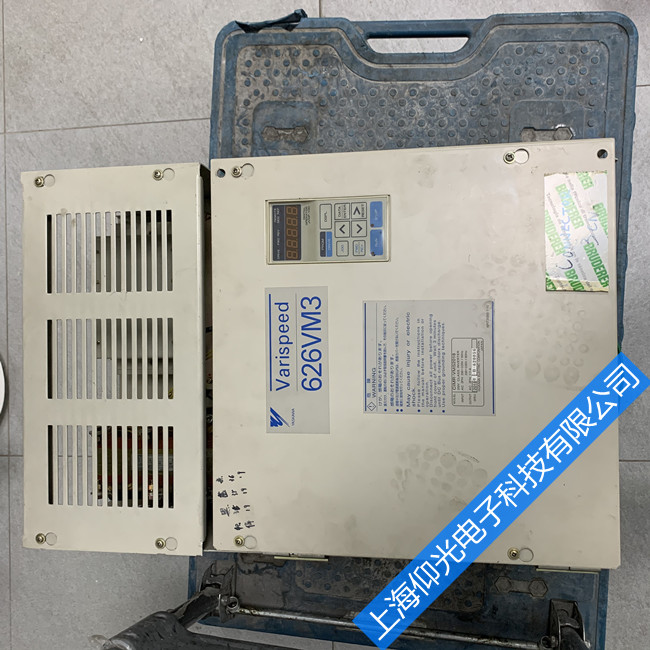 ����A1000��Ƶ��ά�ޱ�OFC55������ô�����