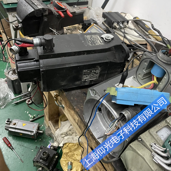 ���º��ŷ��������������ά�޴���