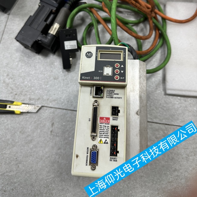 �ŷ�������ά��