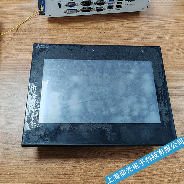 �Ͼ������Ӵ�����MP377���ֻ����������ά�޲��裨��Ѽ�⣩