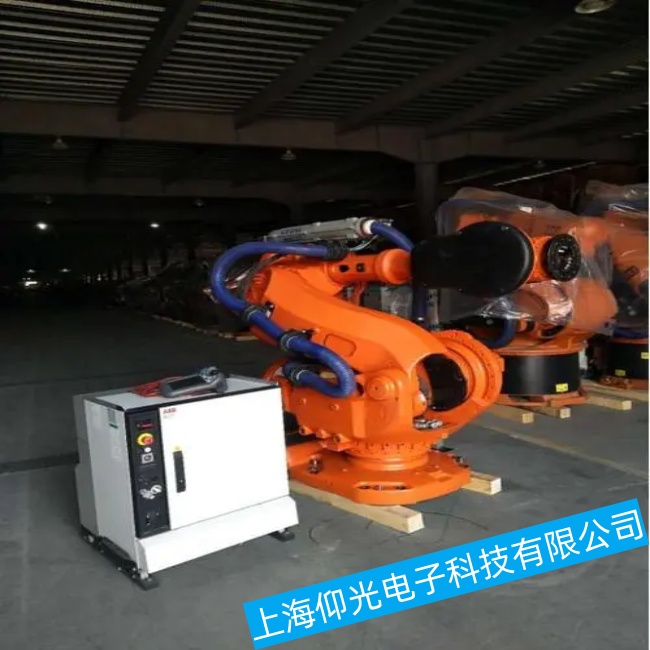 ����ABB�����˱�Ƶ���ϵ����ֺ�������ά������